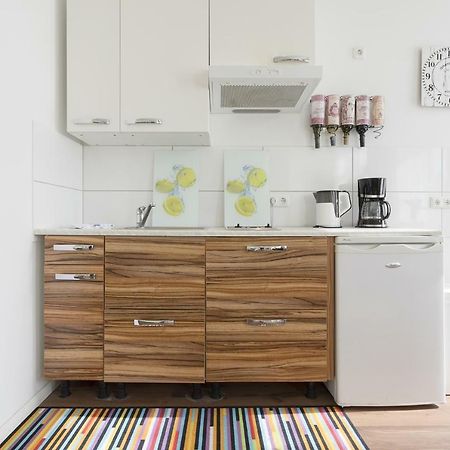 Studio Apartment Niemetzstr 51 ベルリン エクステリア 写真