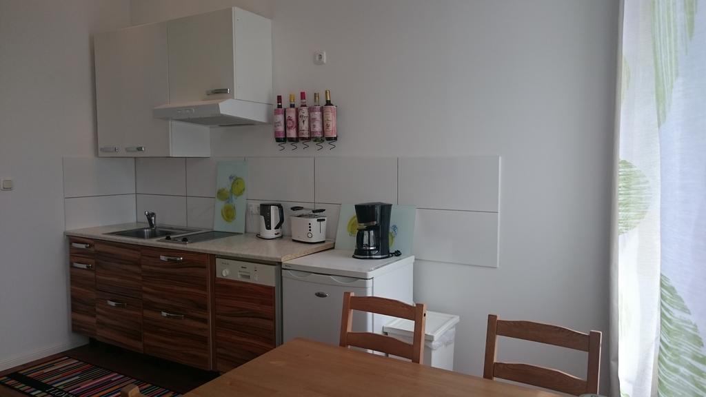 Studio Apartment Niemetzstr 51 ベルリン エクステリア 写真