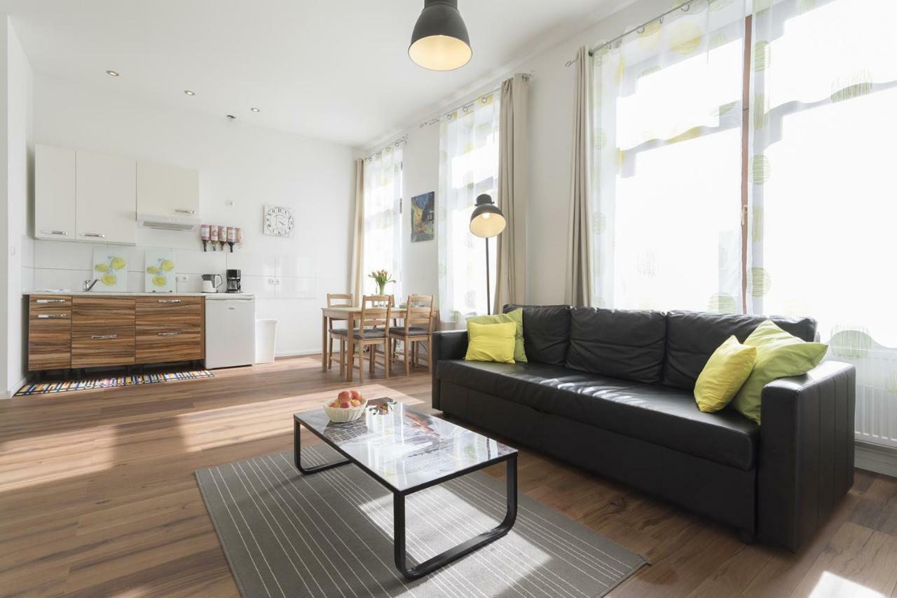 Studio Apartment Niemetzstr 51 ベルリン エクステリア 写真