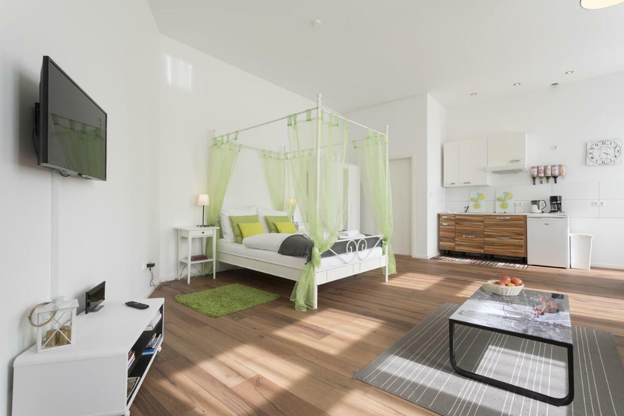 Studio Apartment Niemetzstr 51 ベルリン エクステリア 写真