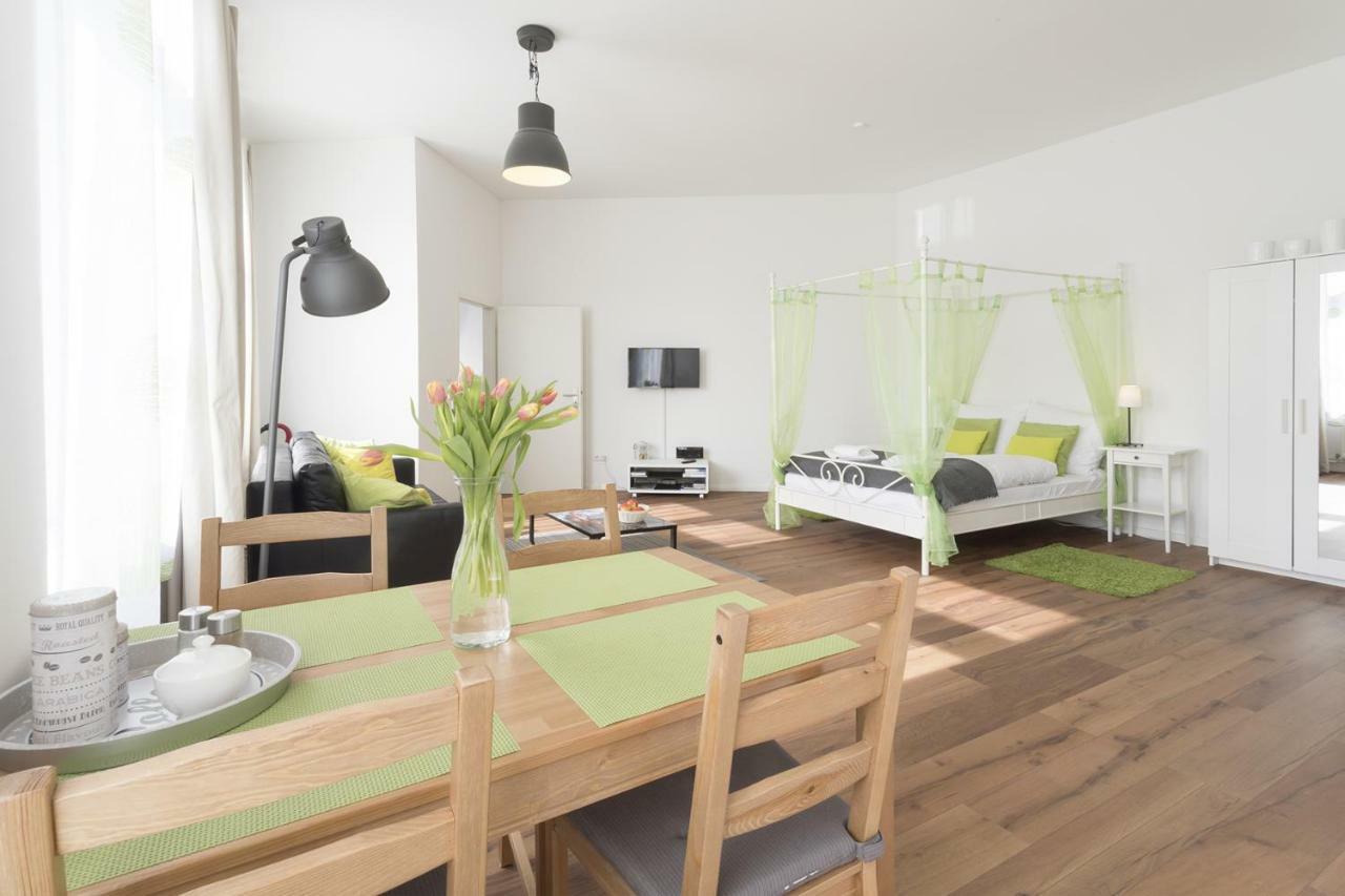 Studio Apartment Niemetzstr 51 ベルリン エクステリア 写真